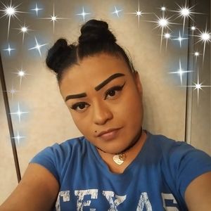 Meet your Posher, Ana